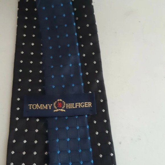 Tommy Hilfiger Mens Tie Necktie 100% Silk white Checks - Picture 4 of 4